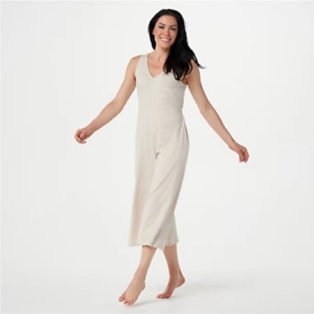 Any Body Tall Cozy Knit Luxe Capri Length Cream Jumpsuit Size Medium oatmeal